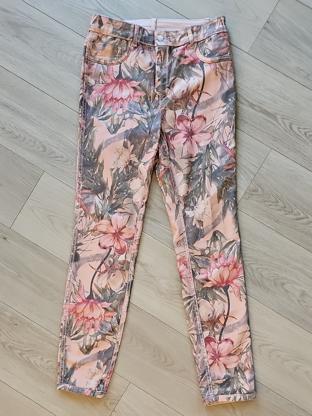 Frank Lyman Reversible Floral Mid Rise Slim Leg Straight Ankle Taper Pants, Med